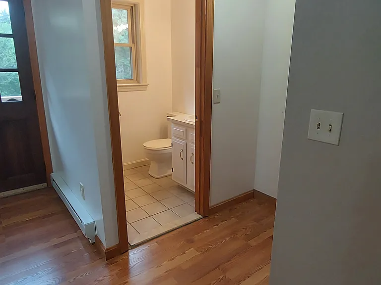 28L Island Pond Rd — Photo 7