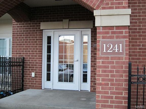 2nd image of 1241 Strassner Dr APT 1505
