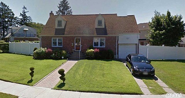 1st image of 25 Norfolk Dr W