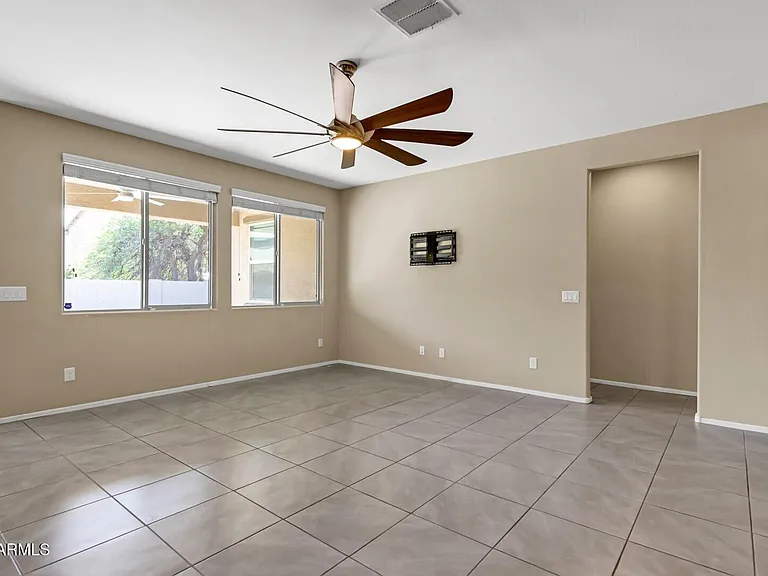 5429 W Lydia Ln — Photo 25