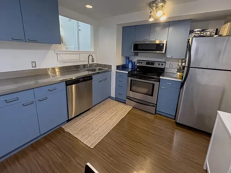 1525 Green St #1FF — Photo 1