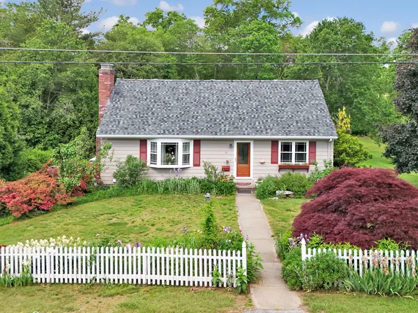 15 Nelson Street, Brooklyn, CT 06234