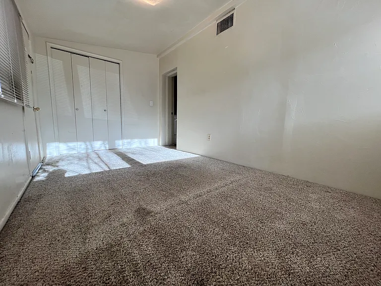 3706 E Fairmount St #EE — Photo 14