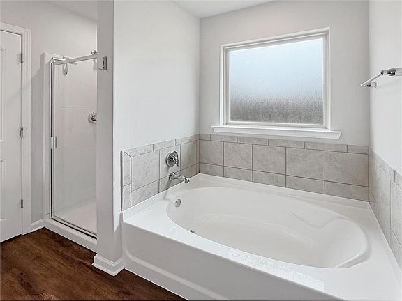 5th image of 23169 Rosa Blvd