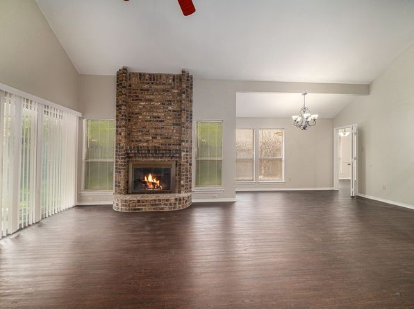 7709 Mahonia Dr