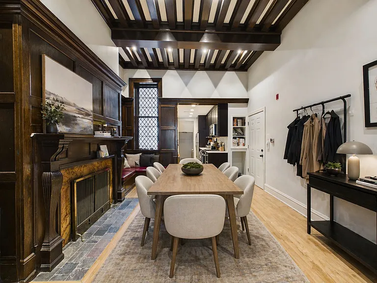 Beautiful 2 Bed 2 Full Bath Available In The Heart Of Rittenhouse Square! Free Water Pets And Gas — Photo 5