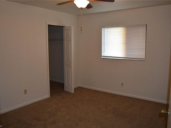 4th image of 105/107 SE 5th Ave