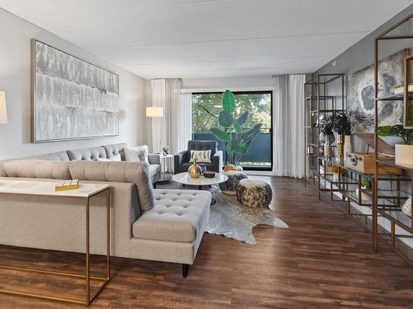 297 Turnpike Rd #293-522