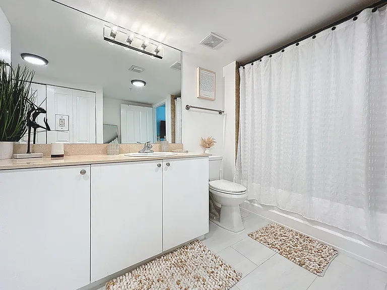 600 S Dixie Hwy #630 — Photo 16