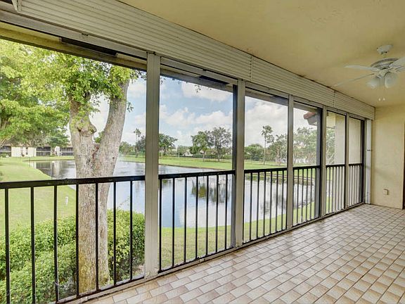 3rd image of 5912 S End Lake Dr APT 201