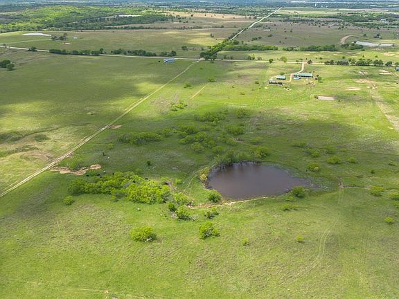 3rd image of Loves Valley Rd
