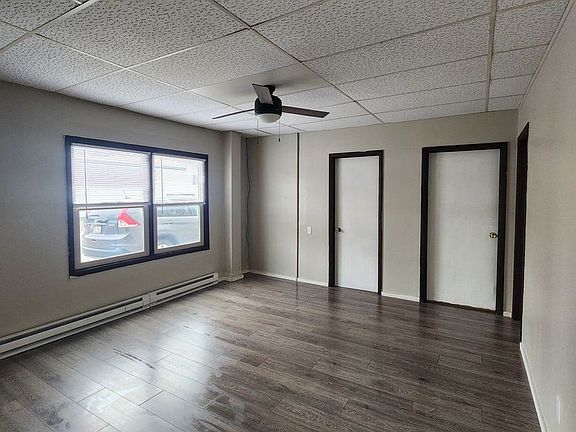 3rd image of 1029-1031 1st Ave #5