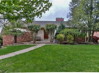1194 Arrowood Dr, Pittsburgh, PA 15243
