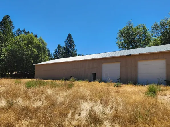 640 Lake Shore Dr, Selma, OR 97538