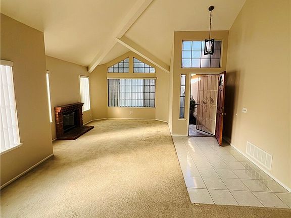 5th image of 39611 Kilkare Cir