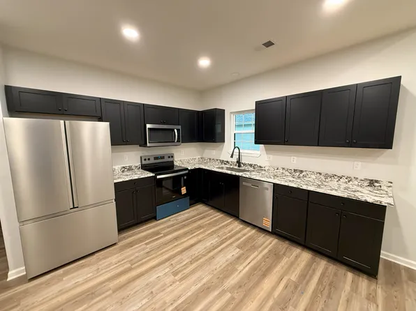 30 Roberson St, Columbia, SC 29203