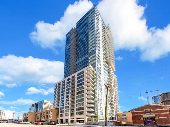 618 Carnarvon St #420, New Westminster, BC V3M 0N9