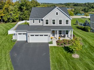 1181 Oak Shore Ln, Antioch, IL 60002