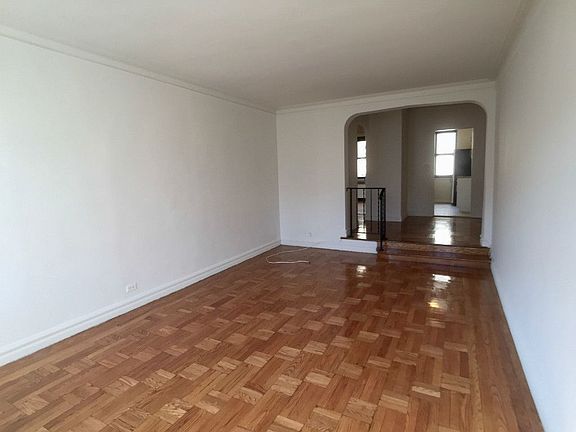 4th image of 499 Fort Washington Ave APT 4C