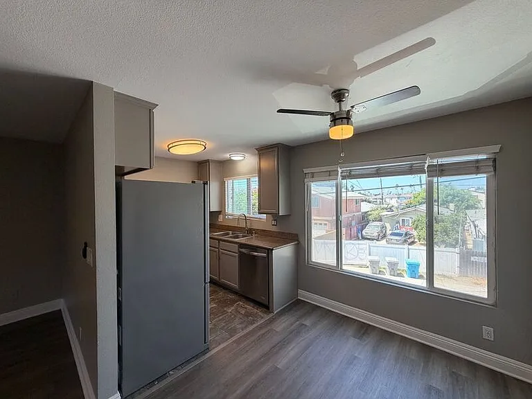 3535 Madison Ave #214 — Photo 6