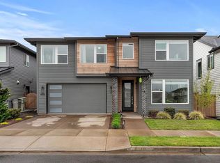 4093 SE Reed Dr, Hillsboro, OR 97123