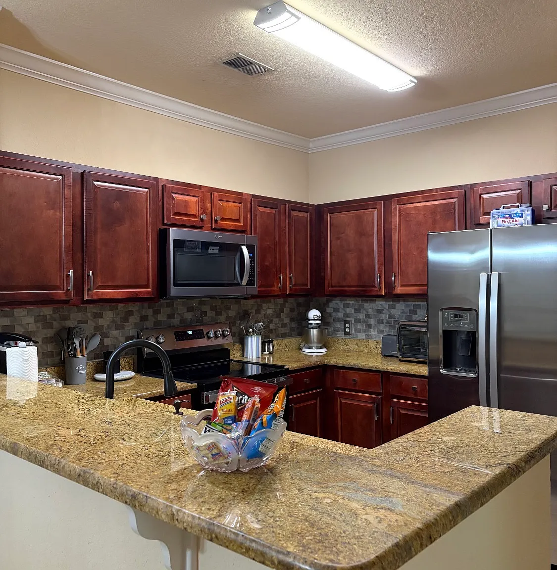 1375 Tuscana Ln — Photo 3