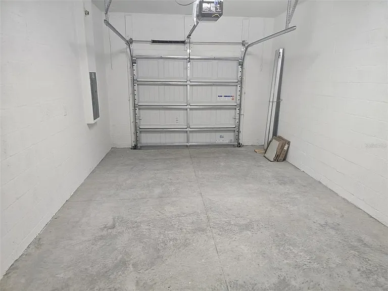 9343 Cannon Beach Dr — Photo 29