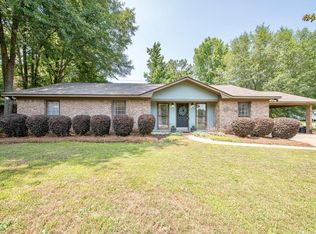 933 N Ridge Dr, Columbus, GA 31904