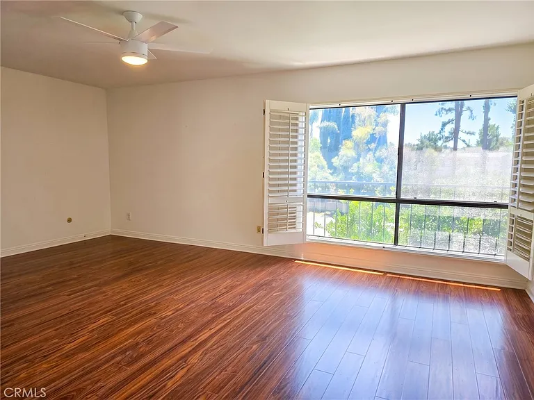 6121 Shoup Ave #10 — Photo 7