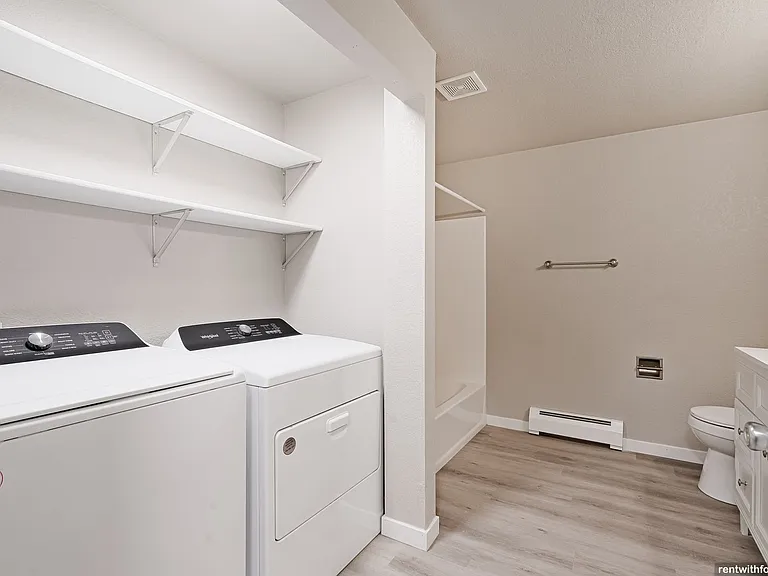 3809 E. River Dr. — Photo 11