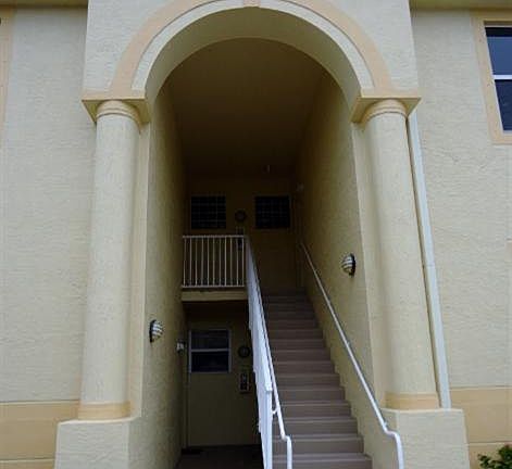 3rd image of 4128 Bellasol Cir APT 1412