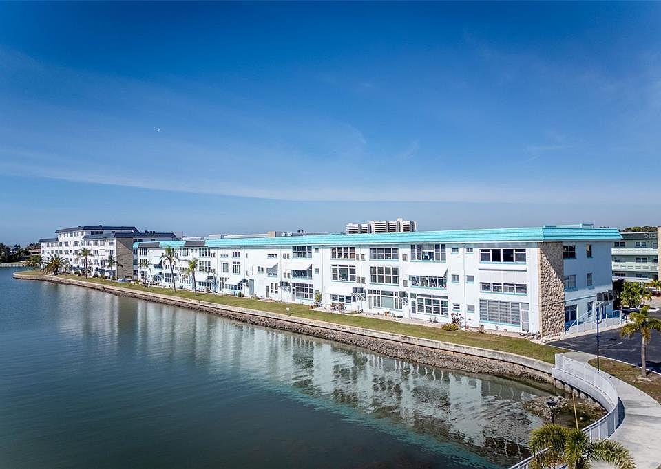 1st image of 5940 30TH AVENUE S #209