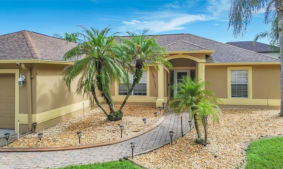 4934 Lazy Oaks Way