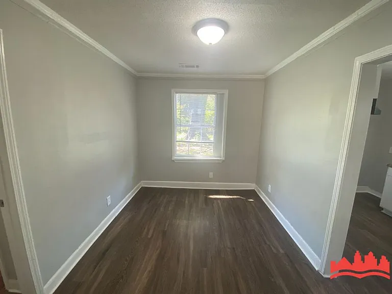 2302 Alameda Ave — Photo 7