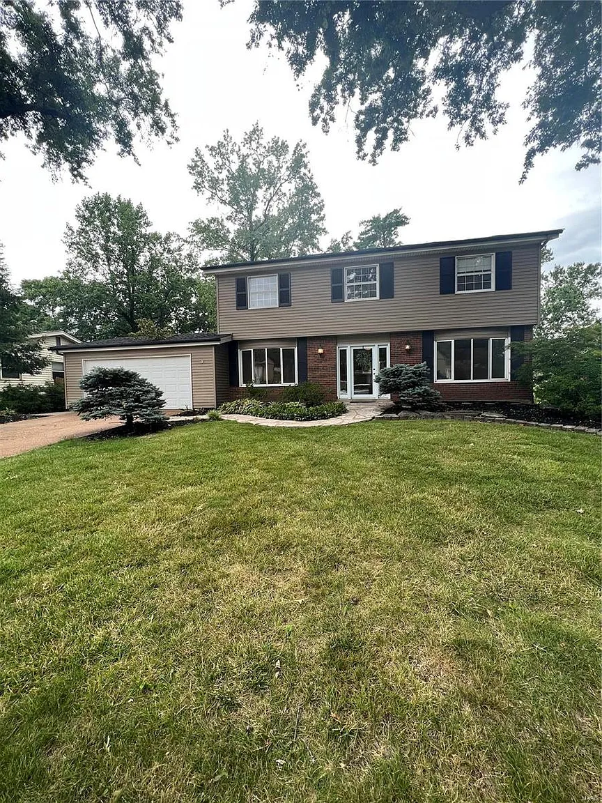 4924 Brockwood Dr photo 1