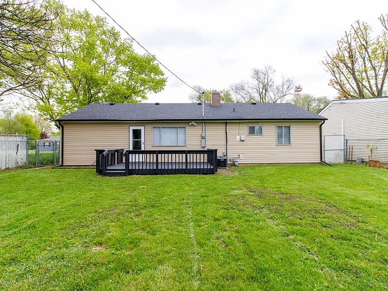 2031 Kerrwood Dr — Photo 15