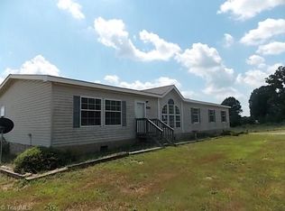 319 Brewer Rd, Seagrove, NC 27341