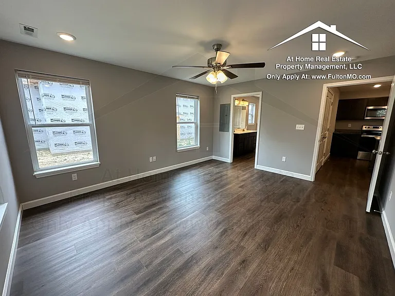 2620 N Bluff St #102 — Photo 18