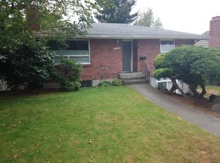 3241 41st Ave SW, Seattle, WA 98116