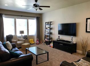 1213 N Baycrest Dr, Saratoga Springs, UT 84045