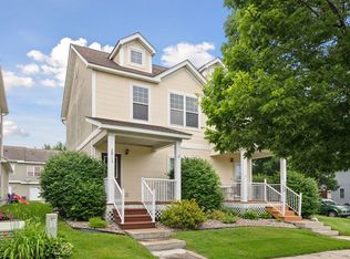 2813 Faulkner Dr, Chaska, MN 55318