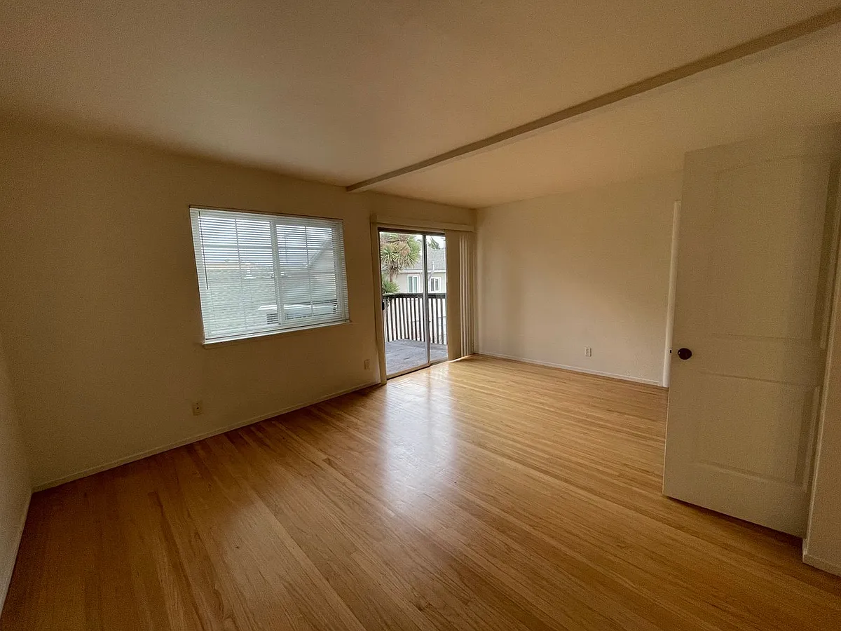 Building Photo - 216 Santa Lucia Ave