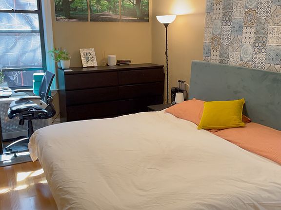 4th image of 348 W 56th St APT 3C