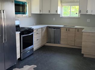 129 E 15th Ave, Homestead, PA 15120