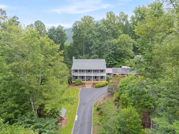 760 River Trails, Shipman, VA 22971