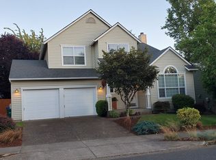 15310 SE Kensington Dr, Clackamas, OR