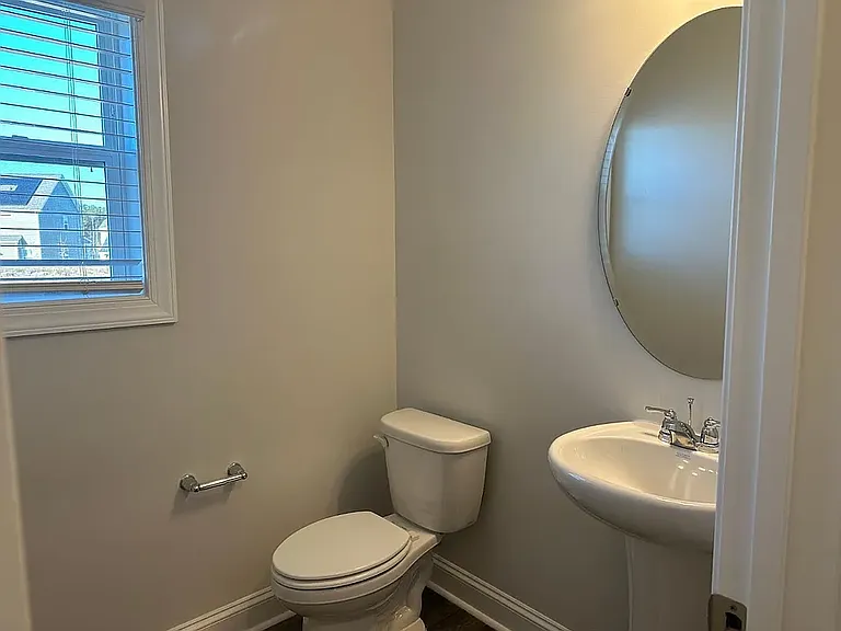 529 Eversden Dr — Photo 32