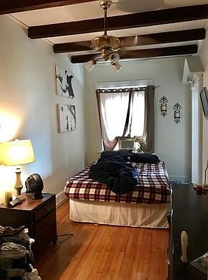 2nd image of 249 Newbury St #3F