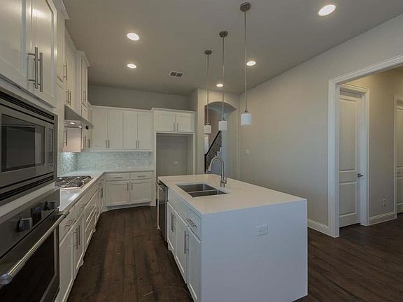 4th image of 12265 Burnt Prairie Ln