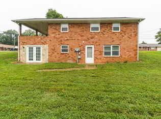 1900 Mimosa Street, Fredericksburg, VA 22405